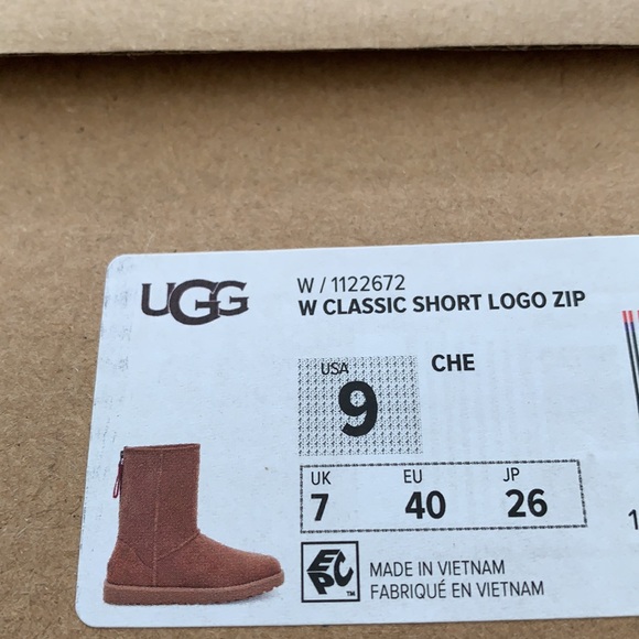 authentic ugg classic short logo zip boots - Picture 6 of 13
